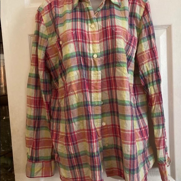 Women’s Shirt - Picture 4 of 10